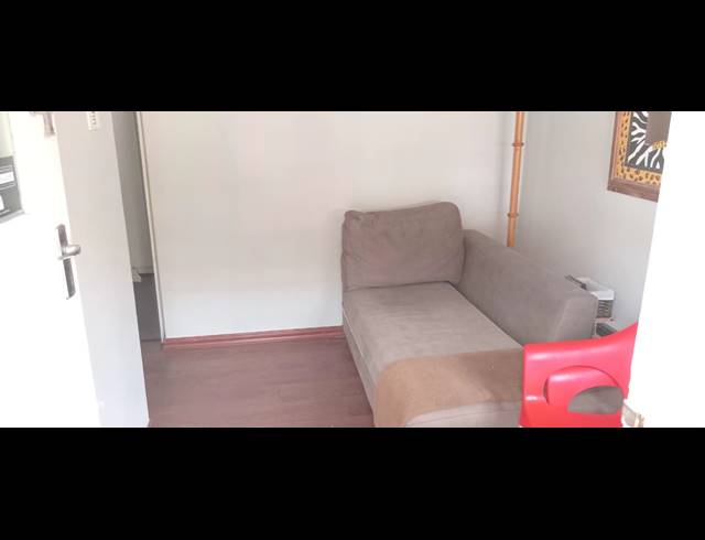 2 BEDROOM SECTIONAL TITLE FOR SALE IN RAMSGATE